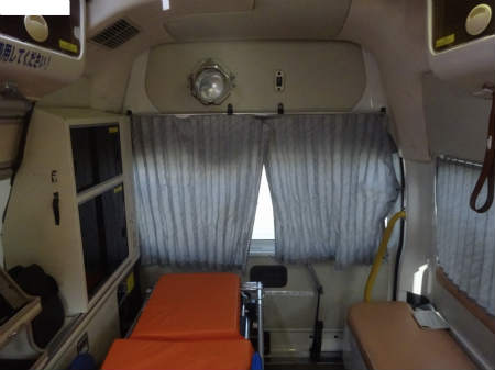 HIACE AMBULANCE