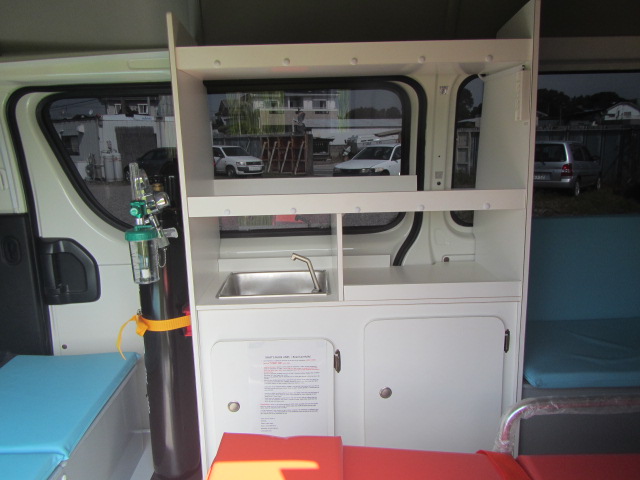 HIACE AMBULANCE 