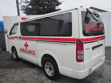 HIACE AMBULANCE 
