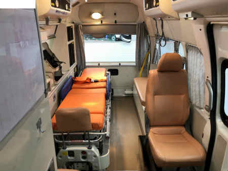 HIACE AMBULANCE
