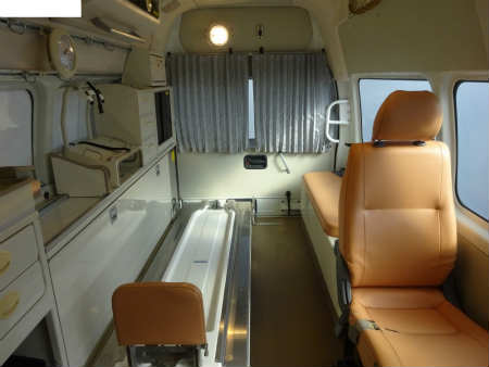HIACE AMBULANCE