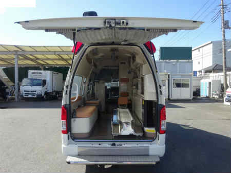 HIACE AMBULANCE