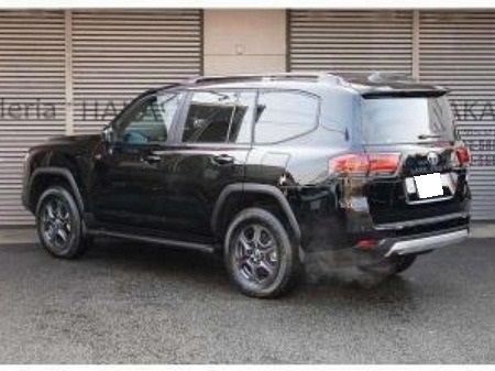 LAND CRUISER