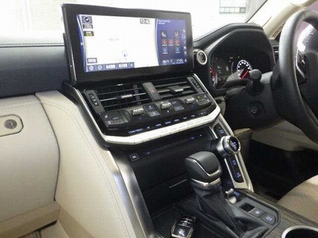 LAND CRUISER