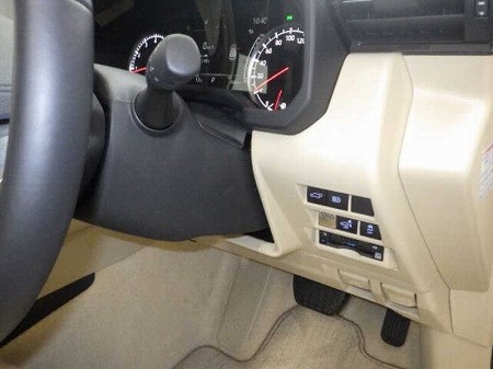 LAND CRUISER