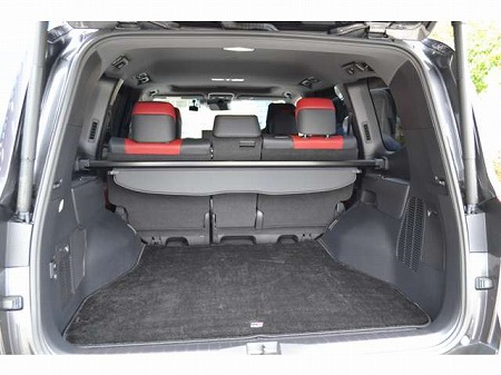 LAND CRUISER