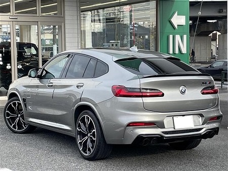 X4 M