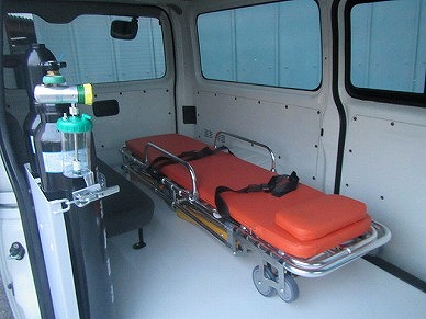 HIACE AMBULANCE 