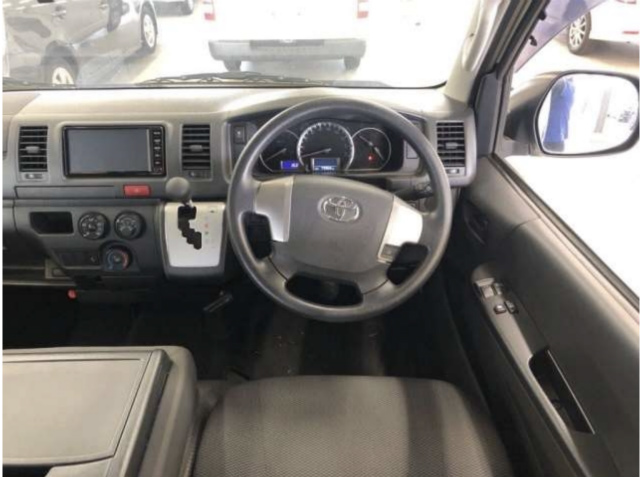 HIACE AMBULANCE 