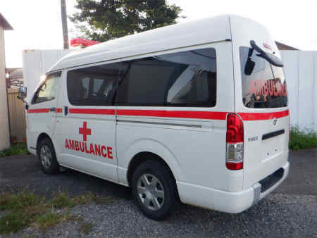 HIACE AMBULANCE 