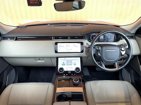 RANGE ROVER VELAR