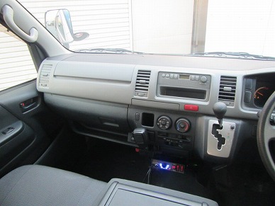 HIACE  AMBULANCE