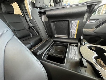 LAND CRUISER