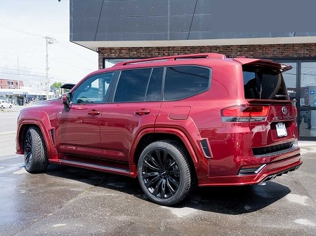 LAND CRUISER