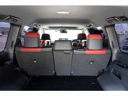 LAND CRUISER