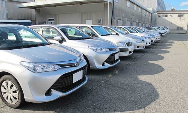 ビジネスレンタカー | PAPERA TRADERS