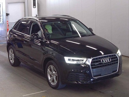 AUDI / Q3