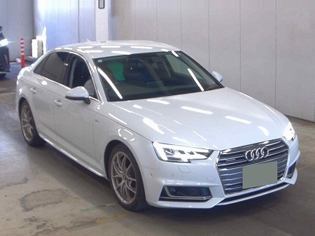 AUDI / A4