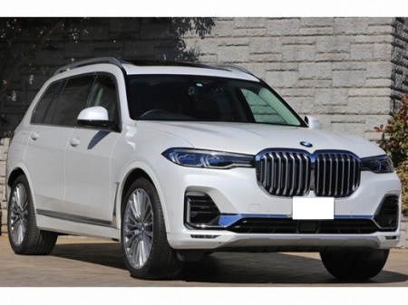BMW / X7