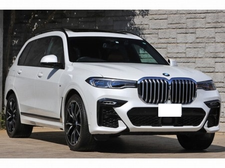 BMW / X7