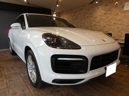 PORSCHE / CAYENNE