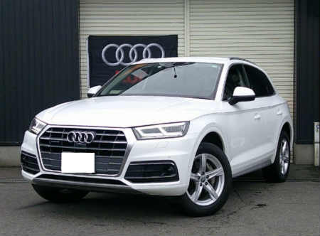AUDI / Q5