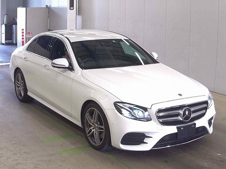MERCEDES BENZ / E CLASS