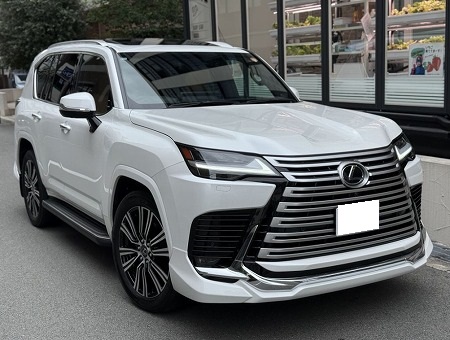 LEXUS / LX600