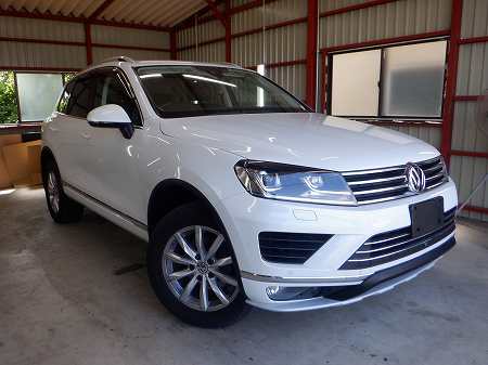 VOLKSWAGEN / TOUAREG