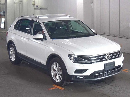 VOLKSWAGEN / TIGUAN