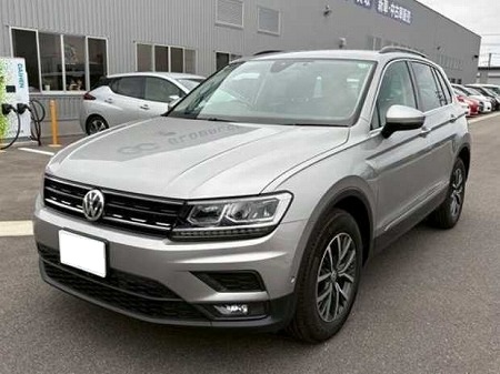 VOLKSWAGEN / TIGUAN