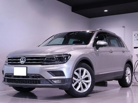 VOLKSWAGEN / TIGUAN