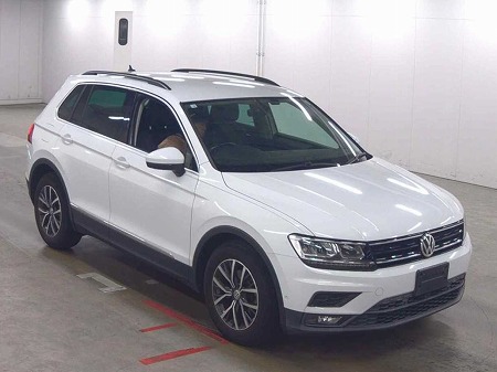 VOLKSWAGEN / TIGUAN
