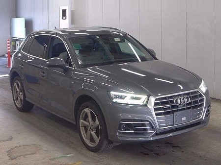 AUDI / Q5