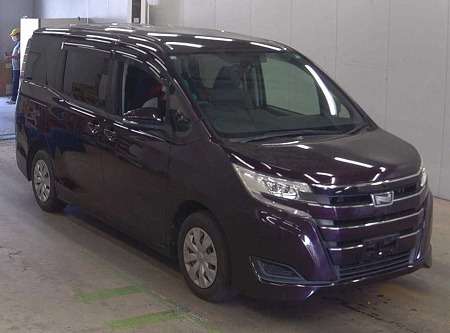 TOYOTA / NOAH