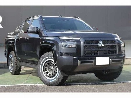 MITSUBISHI / TRITON