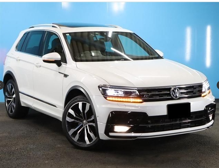 VOLKSWAGEN / TIGUAN