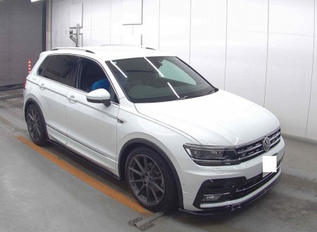 Japanese used car Ref# 1350921 VOLKSWAGEN / TIGUAN