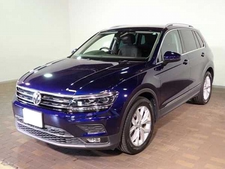 VOLKSWAGEN / TIGUAN