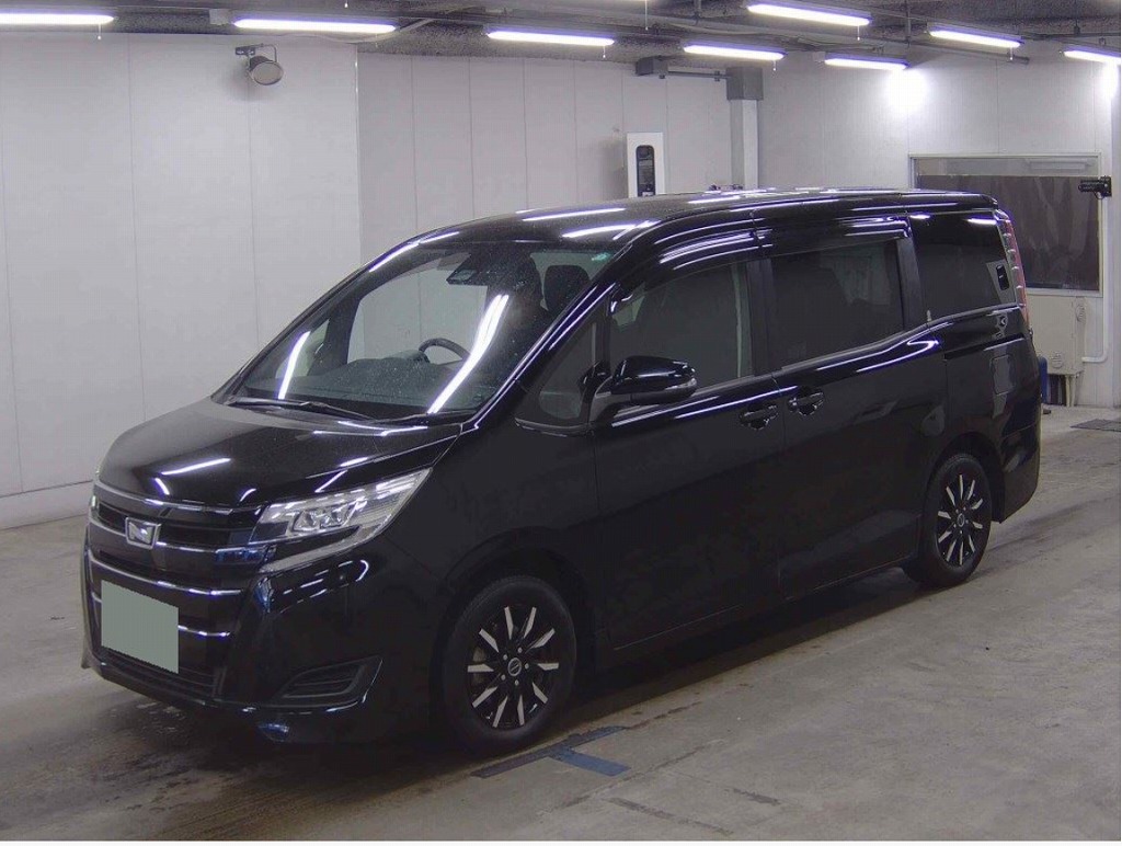 TOYOTA / NOAH