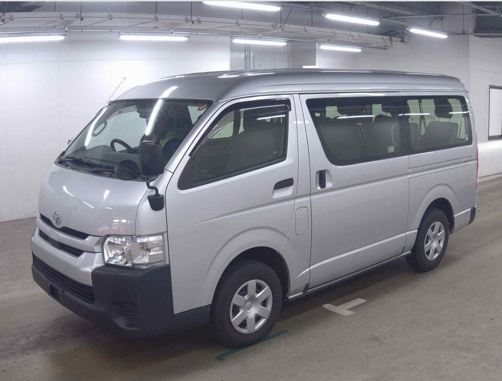 TOYOTA / HIACE W