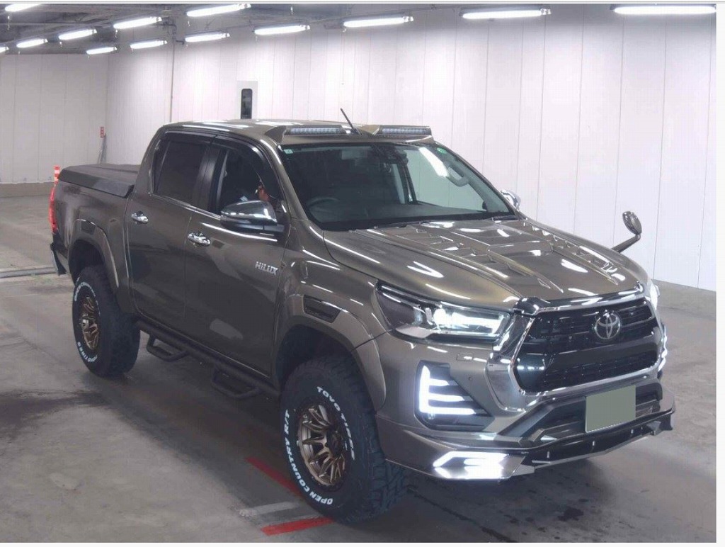TOYOTA / HI-LUX