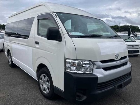 Japanese used car Ref# 1363202 TOYOTA / HIACE COMMUTER