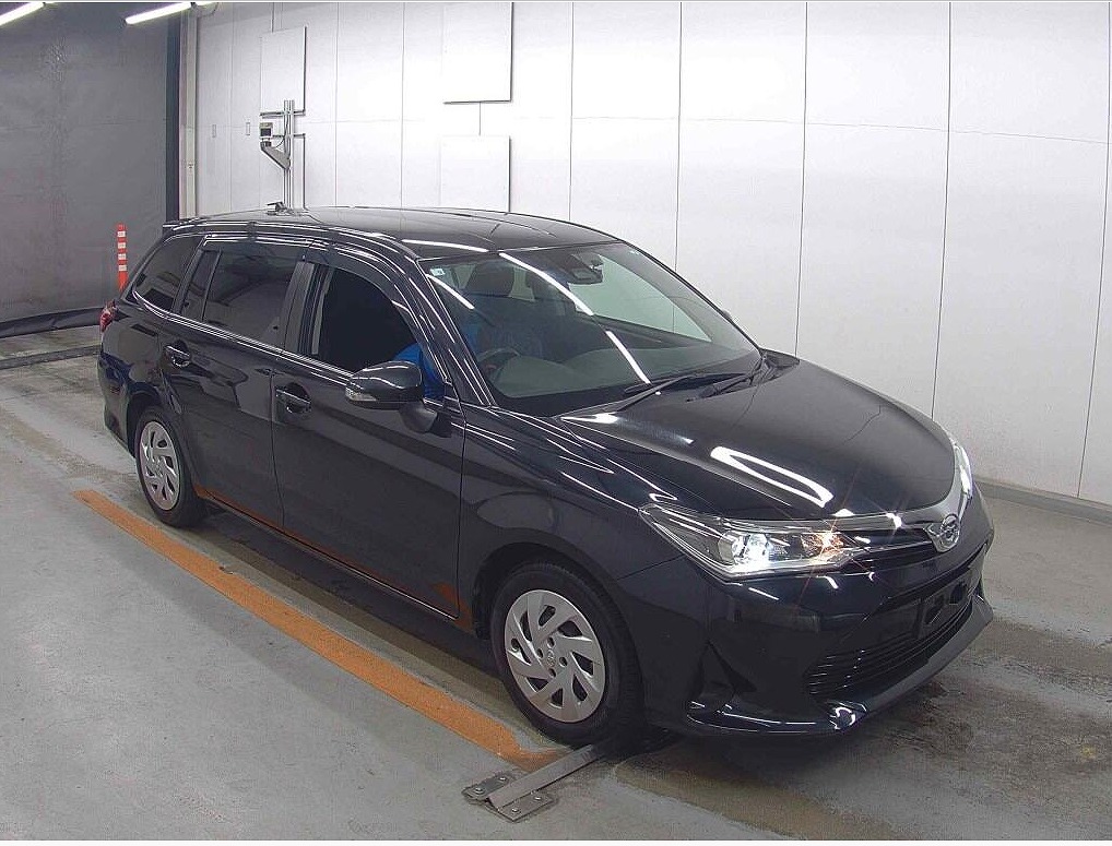 Japanese used car Ref# 1365825 TOYOTA / COROLLA AXIO