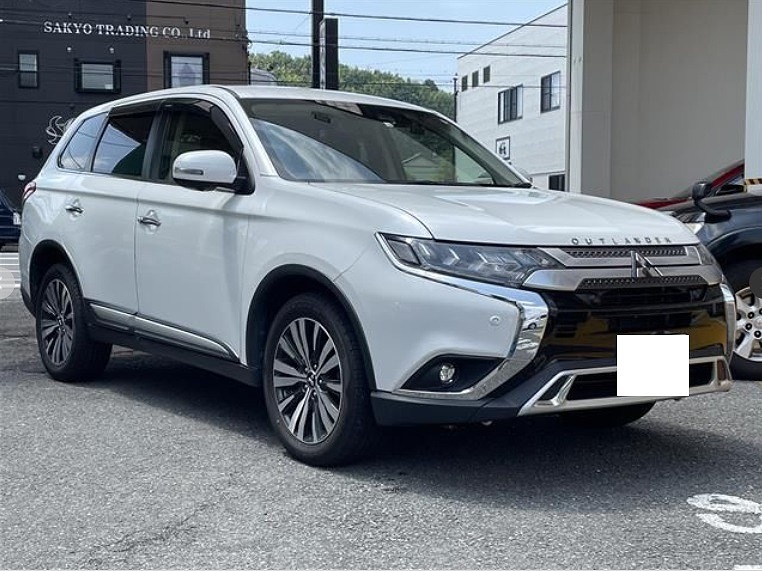 Japanese used car Ref# 1368416 MITSUBISHI / OUTLANDER