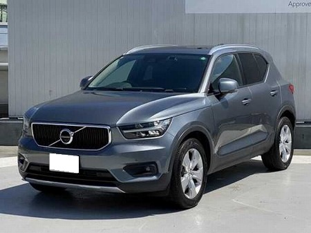VOLVO / XC40