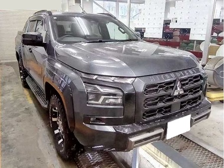 MITSUBISHI / TRITON