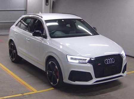 AUDI / RS Q3 PERFORMANCE