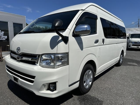TOYOTA / HIACE