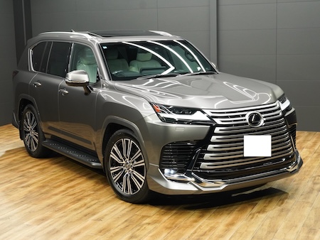 LEXUS / LX600
